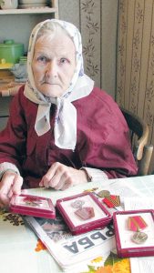 Вера Васильевна в свои 88 согласна с тем, что газета, прибавив еще год жизни, по-прежнему соответствует времени, остается  молодой и красивой в свои 85!